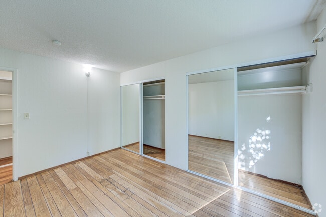 Dormitorio - 2009-2011 Haste St.