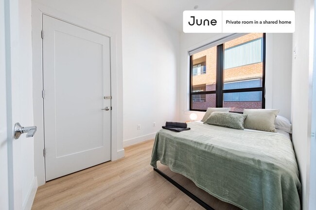 Building Photo - Room in Shared 4 bed/2 bath home Unit A