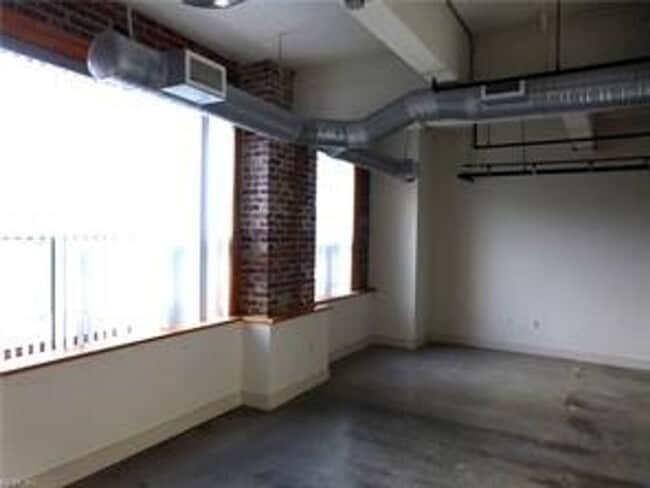 Photo - 500 Granby St