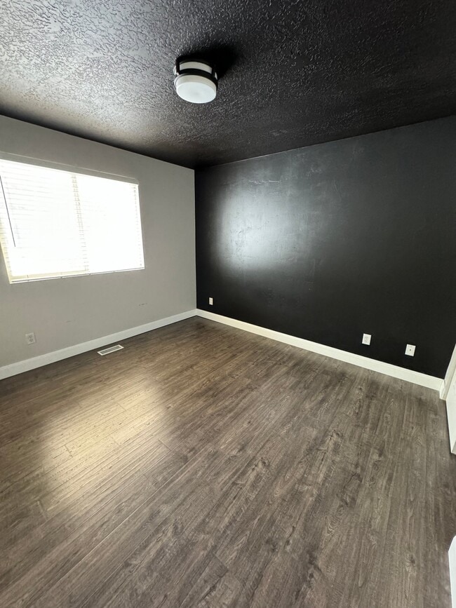 Photo - 2532 Hillside Village Ct