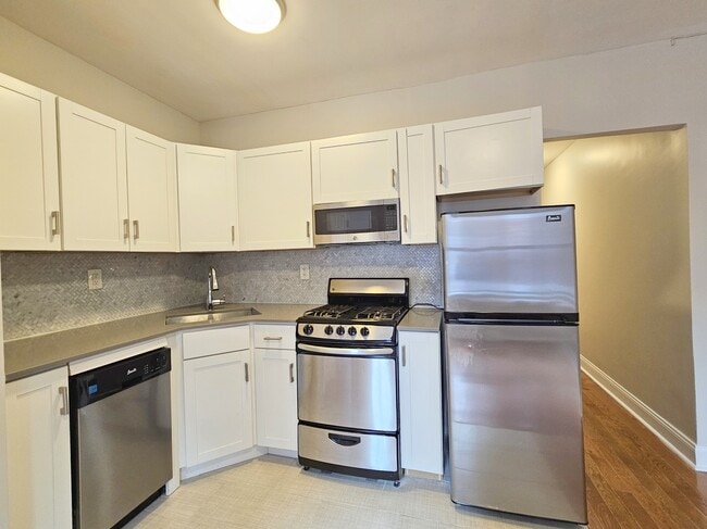 Photo - 515 W 168th St Unit 1I