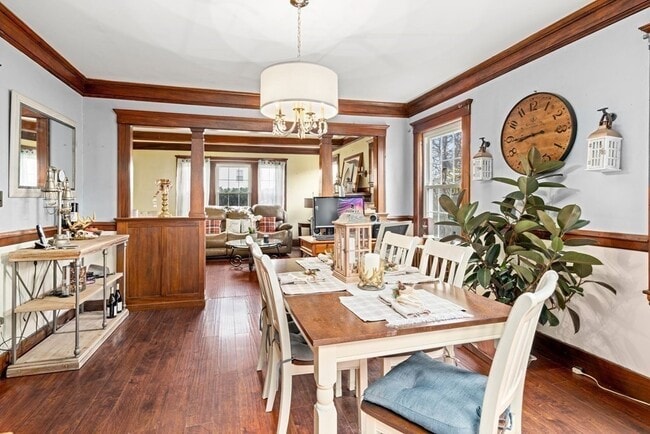 Photo - 162 Elliot Ave