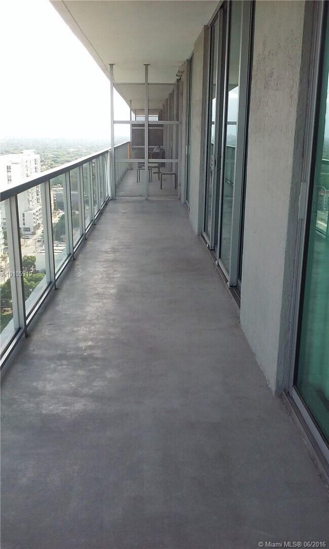 1111 SW 1st Ave Unit 3816