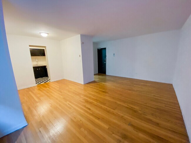 Photo - 516 W Melrose Unidad 305