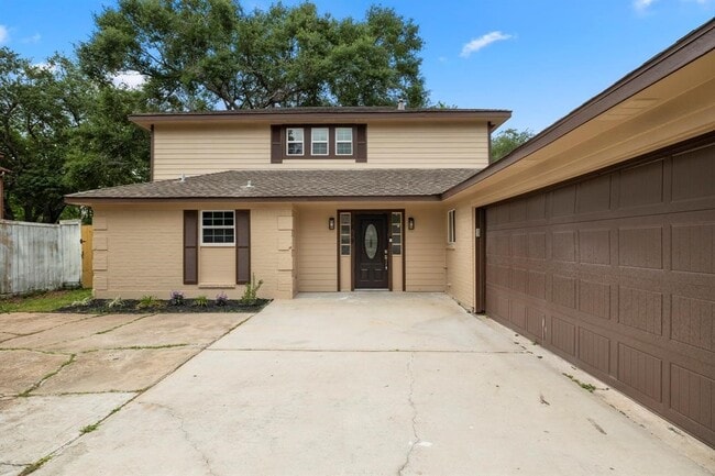 Photo - 1819 Redwood Ct