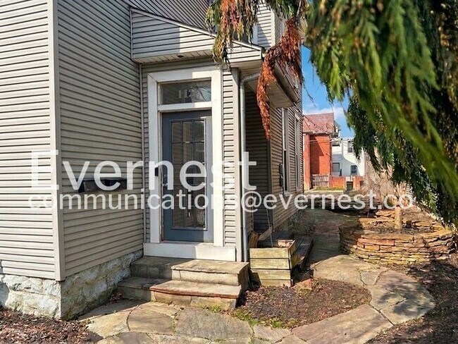 Photo - 112 Hanford St Unidad a
