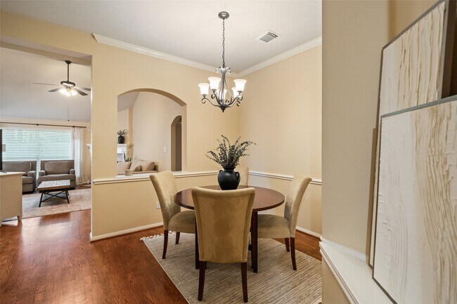 Photo - 135 S Delta Mill Cir