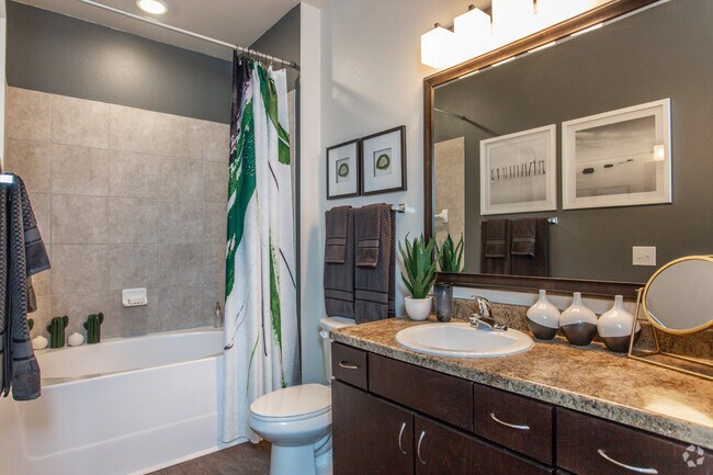 2 Br, Bathroom
