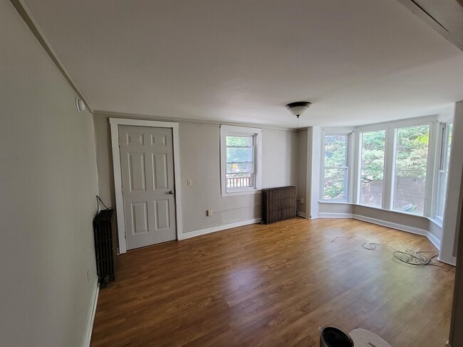 Photo - 304 S Winooski Ave