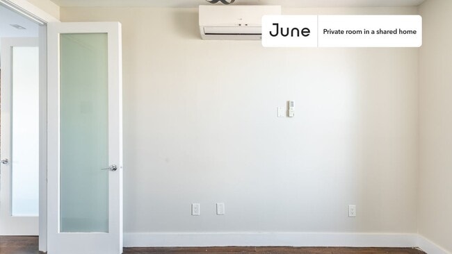 Room in Shared 4 bed/2 bath home in Bushwick