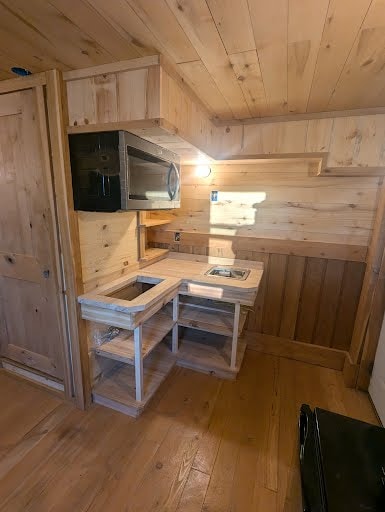 Photo - 1301 S Church Ave Unidad South Center Up