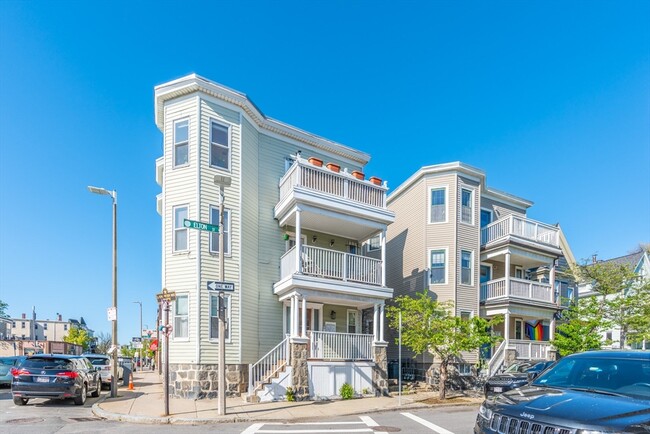 2 Elton St Unit 1