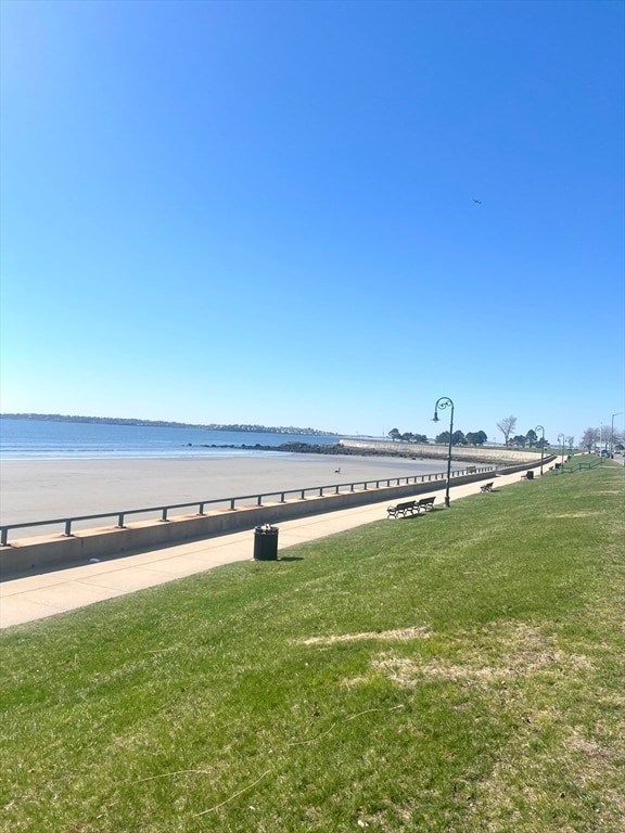 Building Photo - 77 Lynn Shore Dr Unit 3