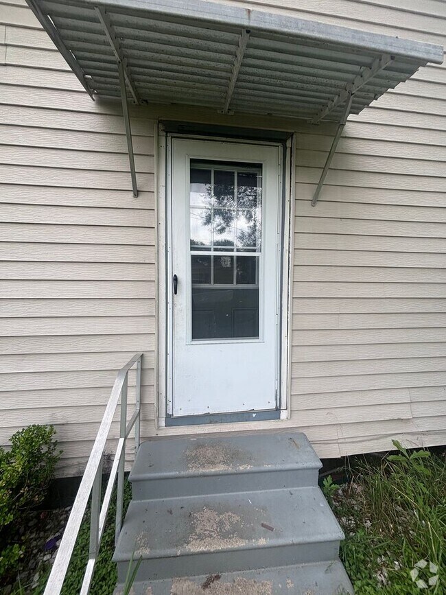 Building Photo - 9123 Cameron St Unit House #1