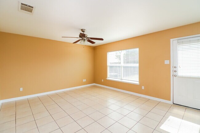 Photo - 10009 Quail Glen Dr