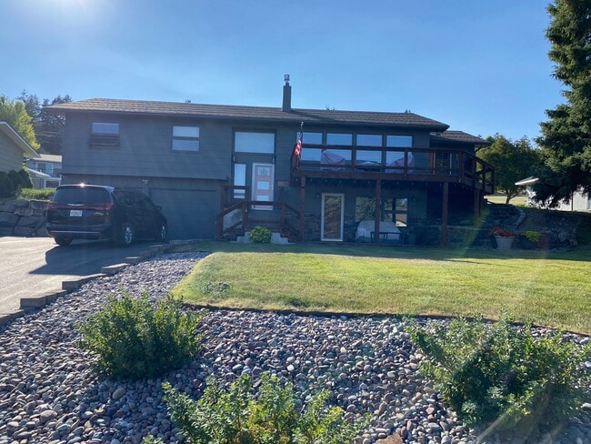 Photo - 128 Sunset Ridge