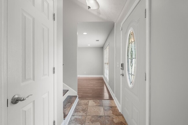 Photo - 6204 Perry Ave