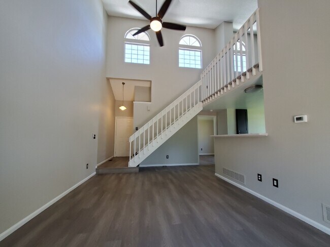 Photo - 9108 W Plymouth Ave