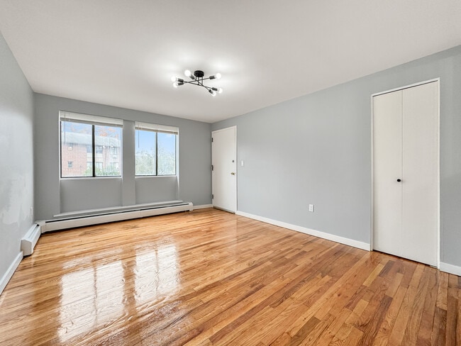 Photo - 30 Henderson Dr Unit 5