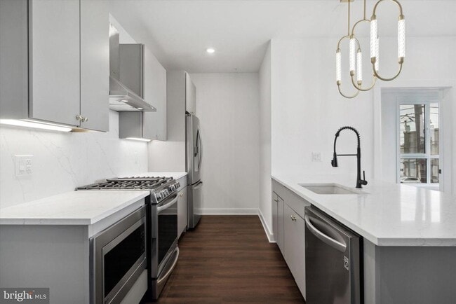 Photo - 2636 E York St Unidad 306
