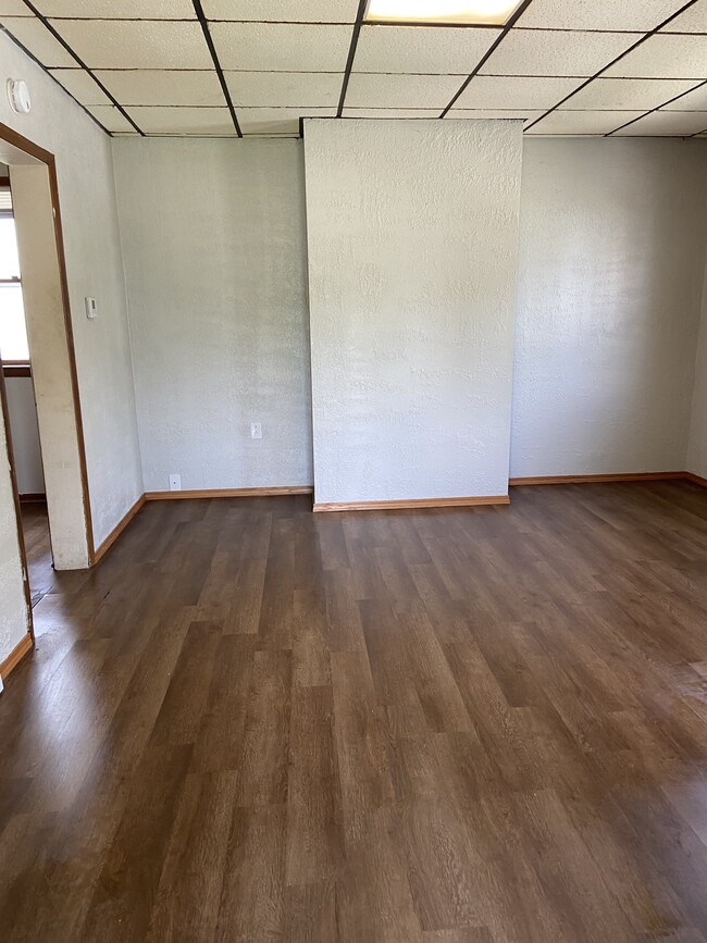 Photo - 1105 W High St Unit B