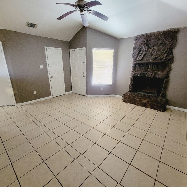 Photo - Cozy home for rent