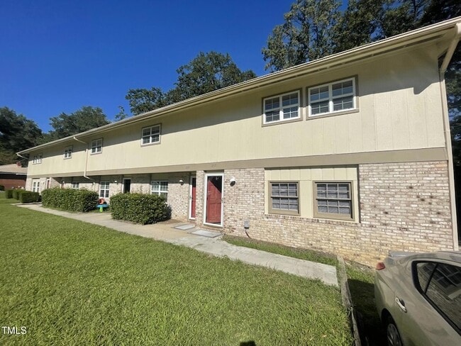 Photo - 237 S Pine St