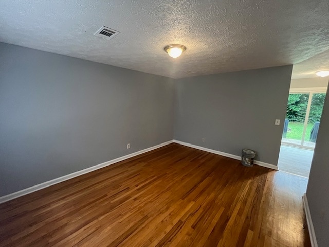 Photo - 204 Ravenwood Way