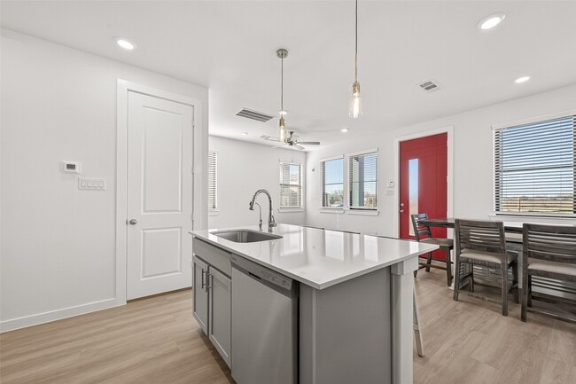 Photo - 3223 Loam Ln