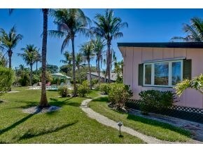 Photo - Palms of Sanibel