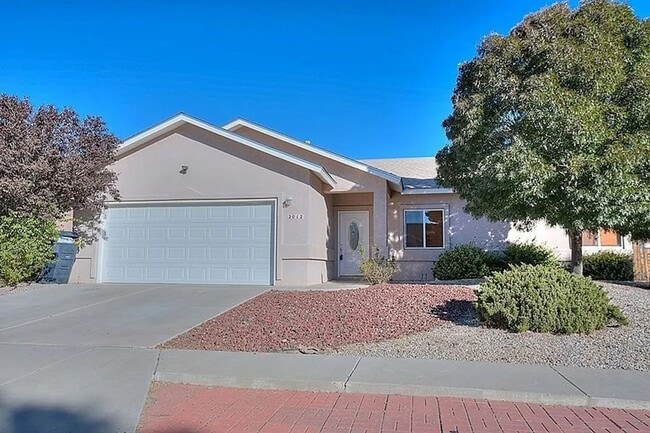 Building Photo - 3 bed 2 bath single level home
