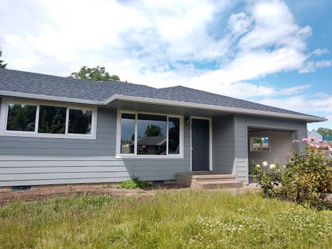 Building Photo - 145-195 Churchdale Ave N Unit 195