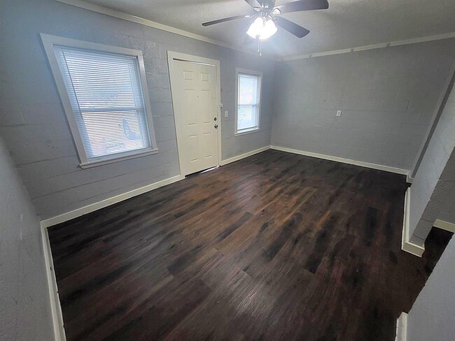 Photo - 415 N Beauregard St Apartment Unit 16