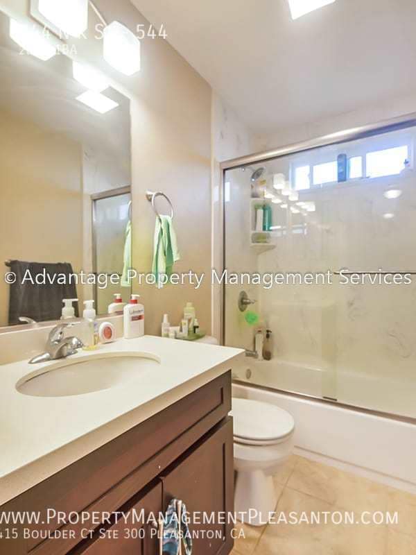 Photo - 544 N K St Unit 544