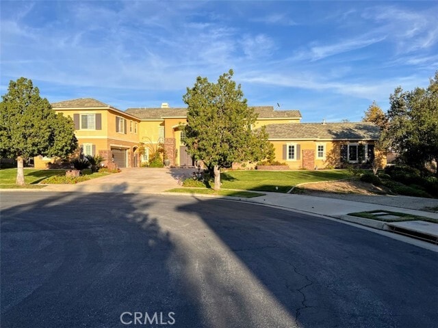 Building Photo - 1583 Twin Oaks Cir