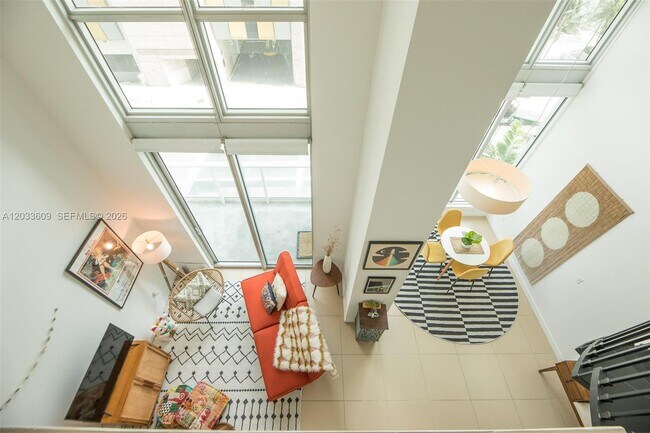 Photo - 300 S Biscayne Blvd Unidad L-428
