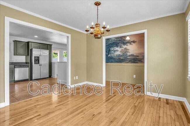 Photo - 5335 Andover Rd