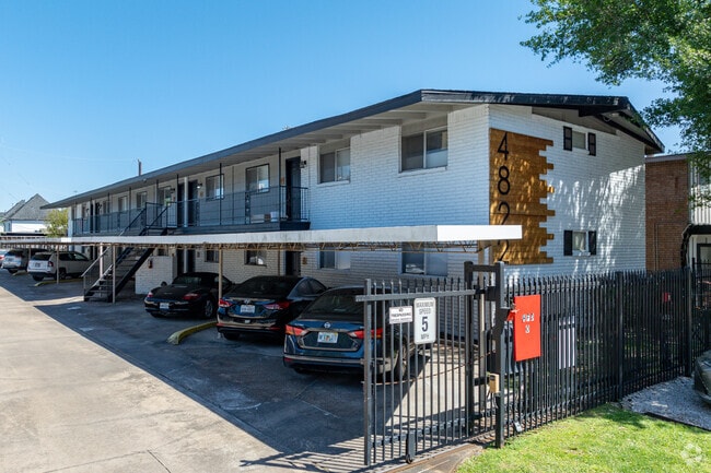4822 Merwin St - Merwin Villa Apartments