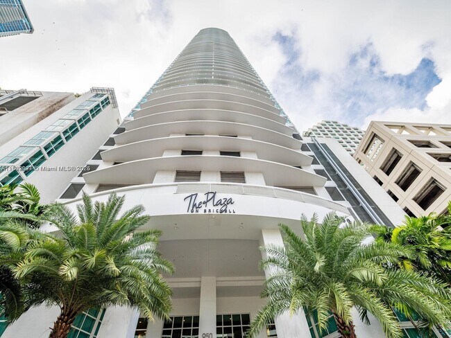 Photo - 950 Brickell Bay Dr Unit 4104