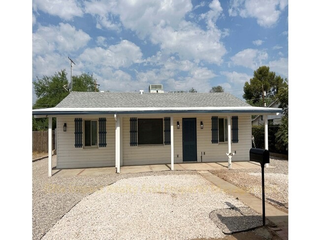 Building Photo - 2637 N Wilson Ave