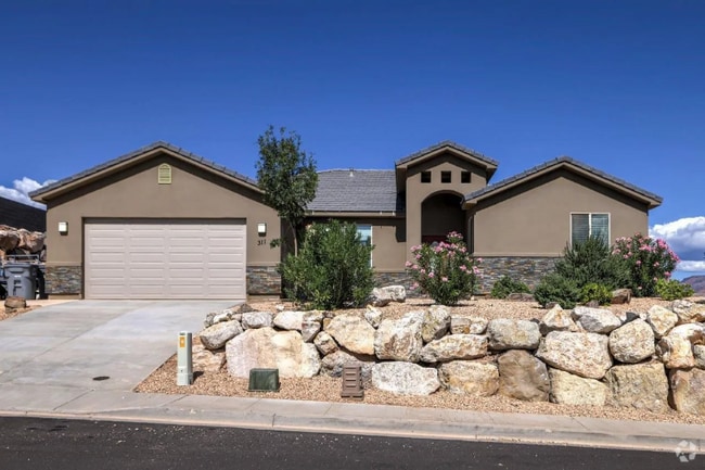 Building Photo - 311 920 N Rental