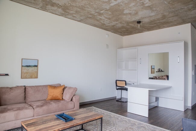 Photo - 1840 N Farwell Ave Unit ID1379024P