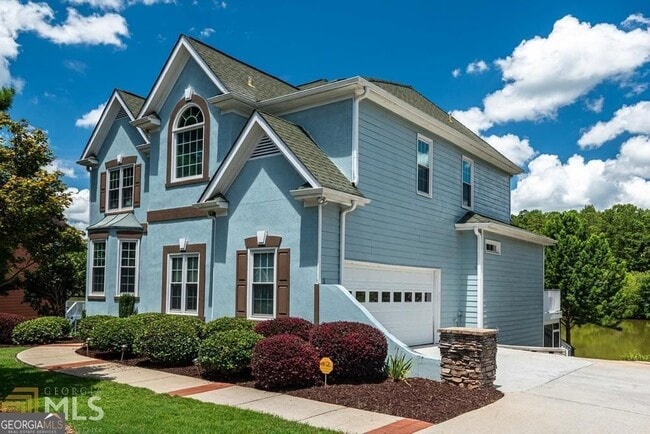 Photo - 225 Heritage Lake Dr