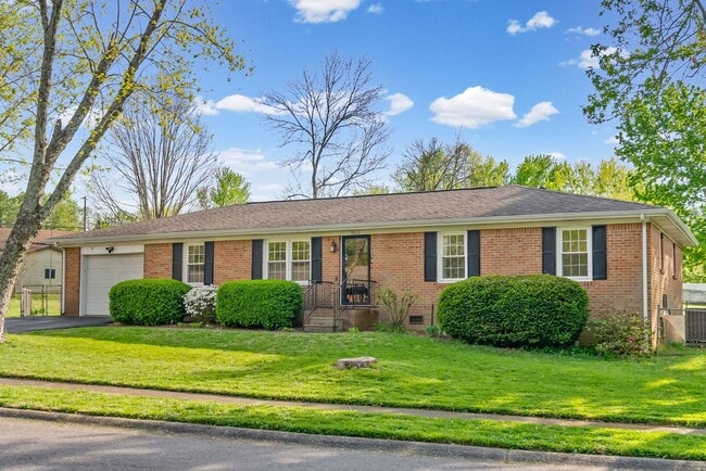 Photo - 3611 Bahama Dr