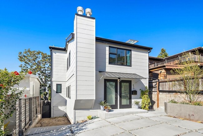 Photo - Woods Cove Ocean View Apartment