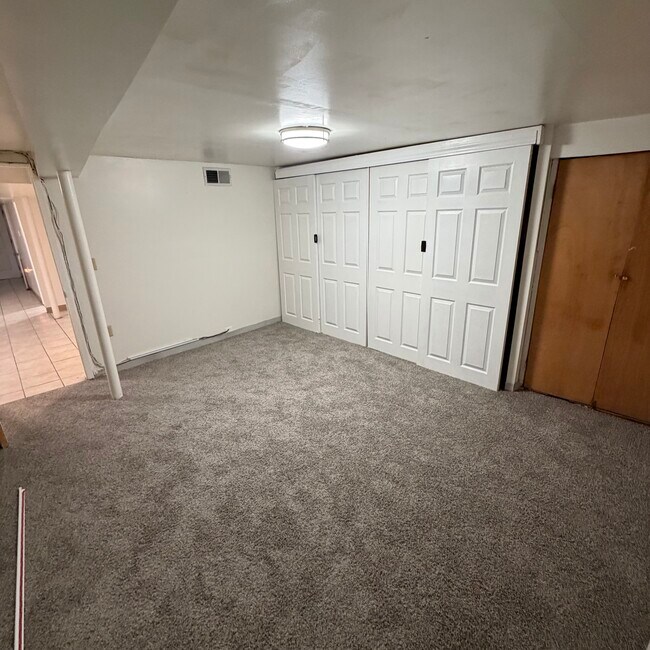 1806 N Luna Ave Unit Luna