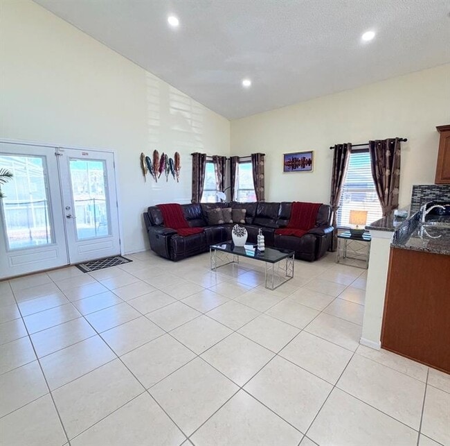 Photo - 106 Nazha Dr