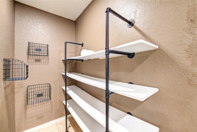 Photo - 2002 Collins Rose Ct