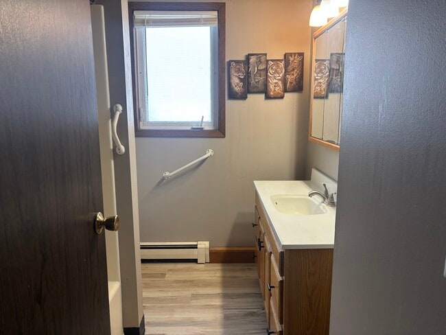 Photo - 704 9th St NW Unit 1