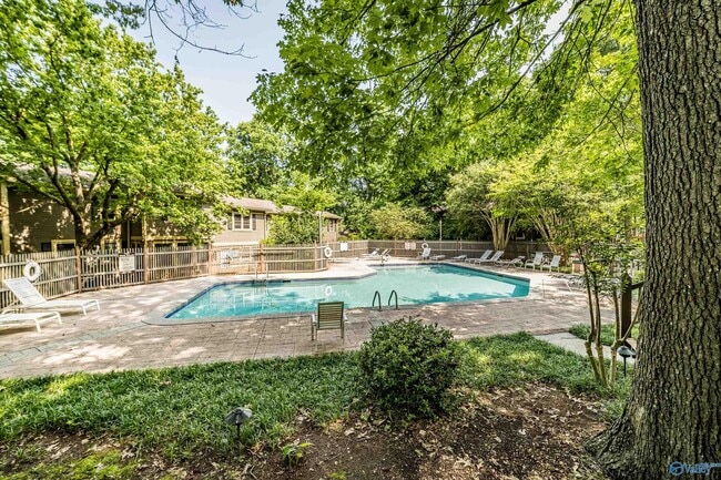 Photo - 2007 Greenwood Pl SW Unidad 2007